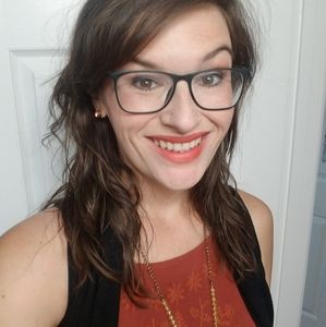 Meet your Posher, Brittney